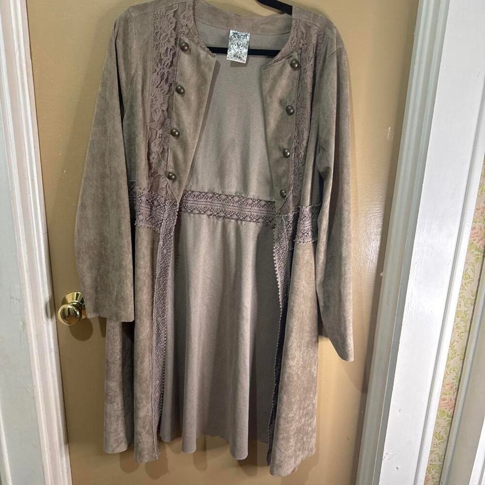Vocal faux suede light brown